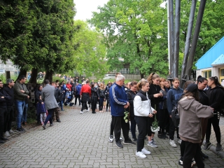 Együtt gyászolta Kexet a nagy jégkorongos család - fotó: 