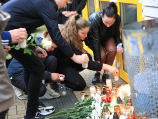 Együtt gyászolta Kexet a nagy jégkorongos család - fotó: 