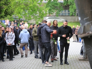 Együtt gyászolta Kexet a nagy jégkorongos család - fotó: 