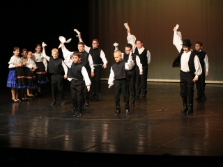 Vastaps a Violin ifjú előadóinak - fotó: 