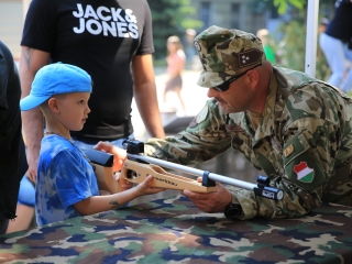 Képes összegzés a Rendvédelmi nap kínálatáról - fotó: 