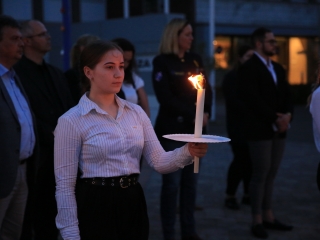 A Városháza teret is útba ejtette a Szalamander - fotó: 