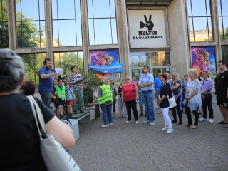 Demonstráció a státusztörvény ellen - fotó: 