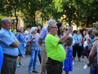 Demonstráció a státusztörvény ellen - fotó: 