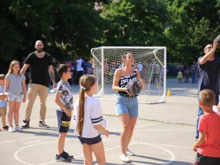 Sport és játék az iskolaudvaron – családoknak, együtt! - fotó: 