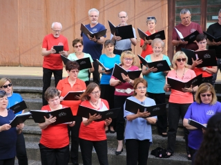 Jubileumi évtől búcsúzott a Dunaújvárosi Vegyeskar - fotó: 