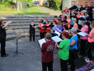 Jubileumi évtől búcsúzott a Dunaújvárosi Vegyeskar - fotó: 