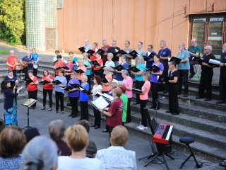 Jubileumi évtől búcsúzott a Dunaújvárosi Vegyeskar - fotó: 