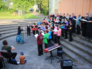 Jubileumi évtől búcsúzott a Dunaújvárosi Vegyeskar - fotó: 