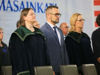 Diplomaátadó pillanatképek a Dunaújvárosi Egyetemen - fotó: 