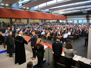 Diplomaátadó pillanatképek a Dunaújvárosi Egyetemen - fotó: 