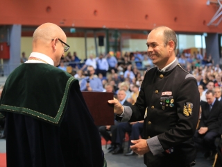 Diplomaátadó pillanatképek a Dunaújvárosi Egyetemen - fotó: 