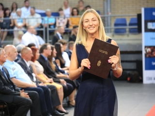 Diplomaátadó pillanatképek a Dunaújvárosi Egyetemen - fotó: 