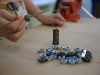 Tábori képtár a DKA bázisáról - fotó: 