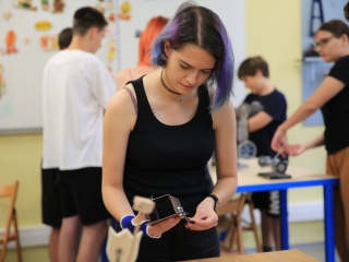 Tábori képtár a DKA bázisáról - fotó: 