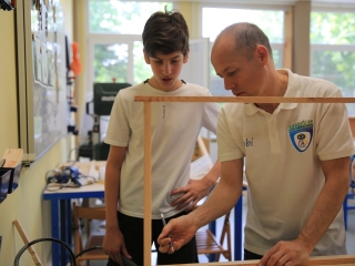 Tábori képtár a DKA bázisáról - fotó: 