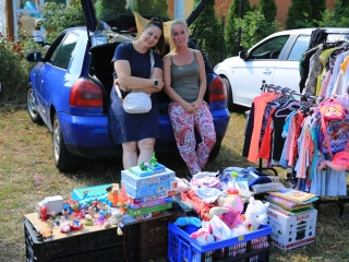 Közösségi kincsvadászat a volt újtelepi iskola udvarán - fotó: 