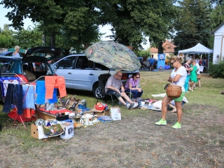 Közösségi kincsvadászat a volt újtelepi iskola udvarán - fotó: 