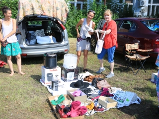 Közösségi kincsvadászat a volt újtelepi iskola udvarán - fotó: 