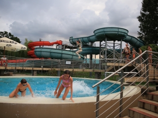 Strandok Éjszakája az élményfürdőben (2023) - fotó: 