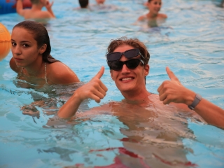 Strandok Éjszakája az élményfürdőben (2023) - fotó: 