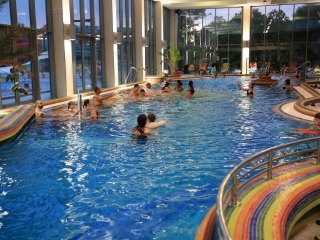 Strandok Éjszakája az élményfürdőben (2023) - fotó: 