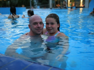 Strandok Éjszakája az élményfürdőben (2023) - fotó: 