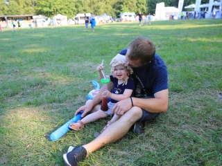 Újvárosi Fesztivál – a zászlóbontás képei - fotó: 