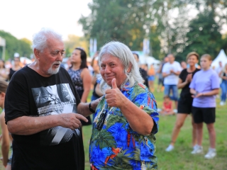 Újvárosi Fesztivál – a zászlóbontás képei - fotó: 