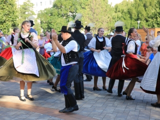 KönyvTér a Városháza téren (2023) - fotó: 