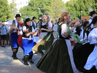 KönyvTér a Városháza téren (2023) - fotó: 