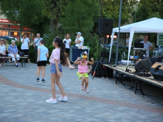 KönyvTér a Városháza téren (2023) - fotó: 