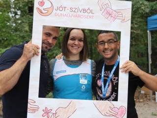 Az erdei tornapálya megtisztítása - fotó: 