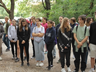 Az erdei tornapálya megtisztítása - fotó: 