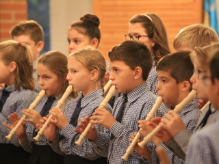 Nemes célért énekeltek, muzsikáltak - fotó: 