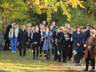 A forradalom emlékezete – ünnepi pillanatokkal - fotó: 