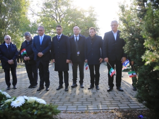 A forradalom emlékezete – ünnepi pillanatokkal - fotó: 