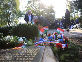 A forradalom emlékezete – ünnepi pillanatokkal - fotó: 