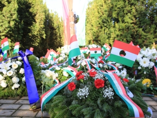 A forradalom emlékezete – ünnepi pillanatokkal - fotó: 