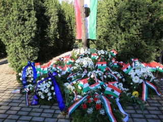 A forradalom emlékezete – ünnepi pillanatokkal - fotó: 