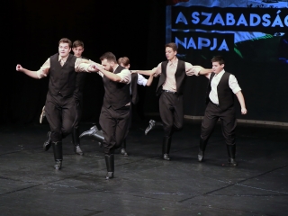 A forradalom emlékezete – ünnepi pillanatokkal - fotó: 