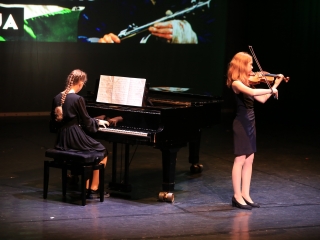 A forradalom emlékezete – ünnepi pillanatokkal - fotó: 