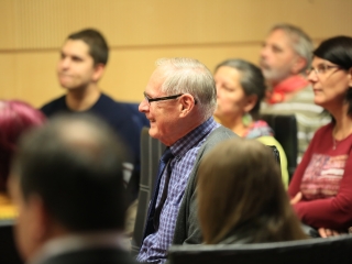 Gálvölgyi János volt a "Rajta, Újváros!" Egyesület sorozatának vendége - fotó: 