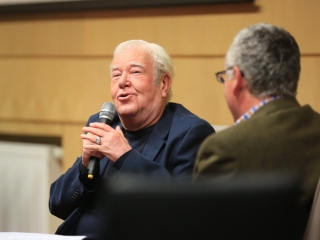 Gálvölgyi János volt a "Rajta, Újváros!" Egyesület sorozatának vendége - fotó: 