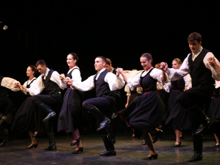 Dunaújvárosi Vasas Táncegyüttes – közös ünnep a Bartókban - fotó: 