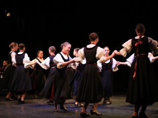 Dunaújvárosi Vasas Táncegyüttes – közös ünnep a Bartókban - fotó: 