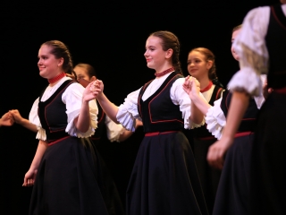 Dunaújvárosi Vasas Táncegyüttes – közös ünnep a Bartókban - fotó: 