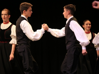 Dunaújvárosi Vasas Táncegyüttes – közös ünnep a Bartókban - fotó: 