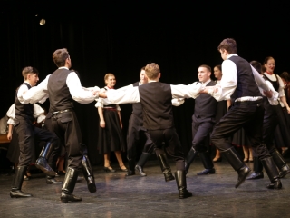 Dunaújvárosi Vasas Táncegyüttes – közös ünnep a Bartókban - fotó: 