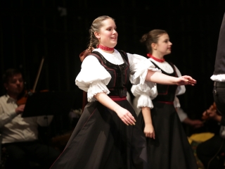 Dunaújvárosi Vasas Táncegyüttes – közös ünnep a Bartókban - fotó: 